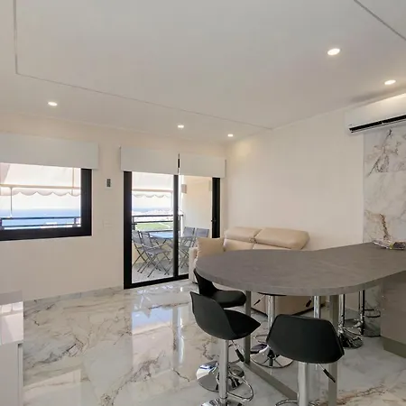 Apartment Flore Residence *