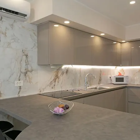 Apartment Flore Residence