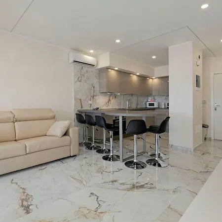 Flore Residence *